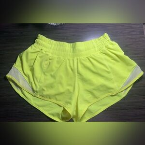 Lululemon Hotty Hot 2.5”